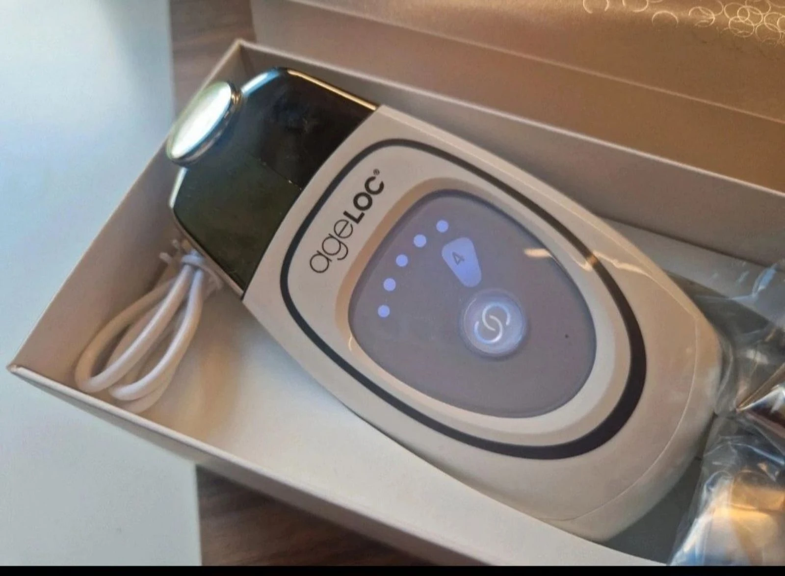 ageloc galvinic spa van nuskin nu – photo 4